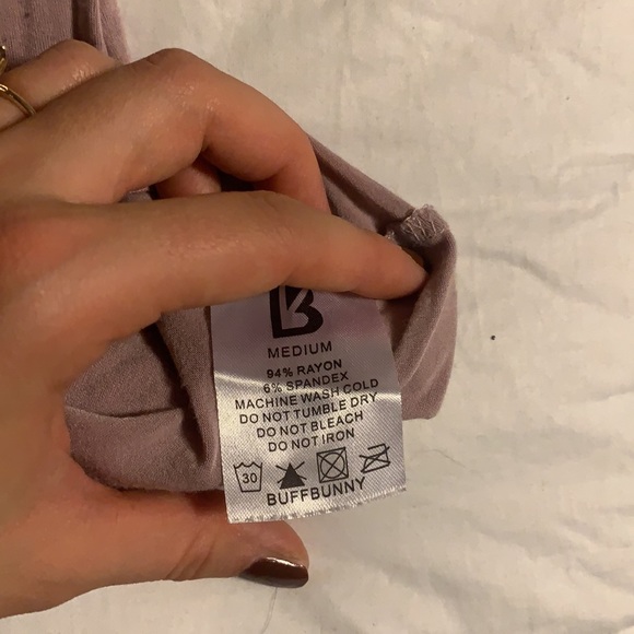 BUFFBUNNY long sleeve crop top - Picture 3 of 5